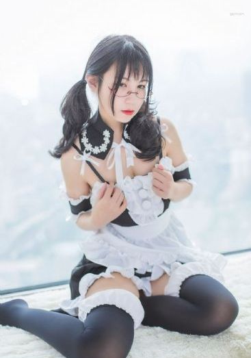 女人小花园里放水果能吃吗_BD韩语日韩免费观看