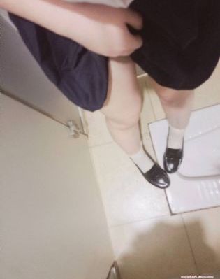 激烈三级黄色视频_国产剧电影免费在线